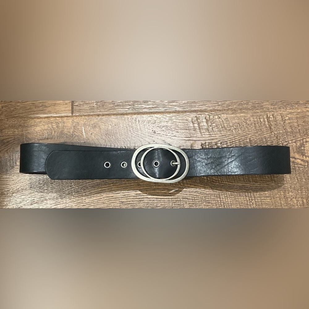 FOSSIL Sz L Leather Silver Toned Double Style Buckle Rivet Belt